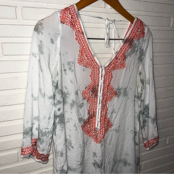 Magnolia South White and Peach Tie Dye Embroidered Tunic, Women’s Size Small - Picture 8 of 8